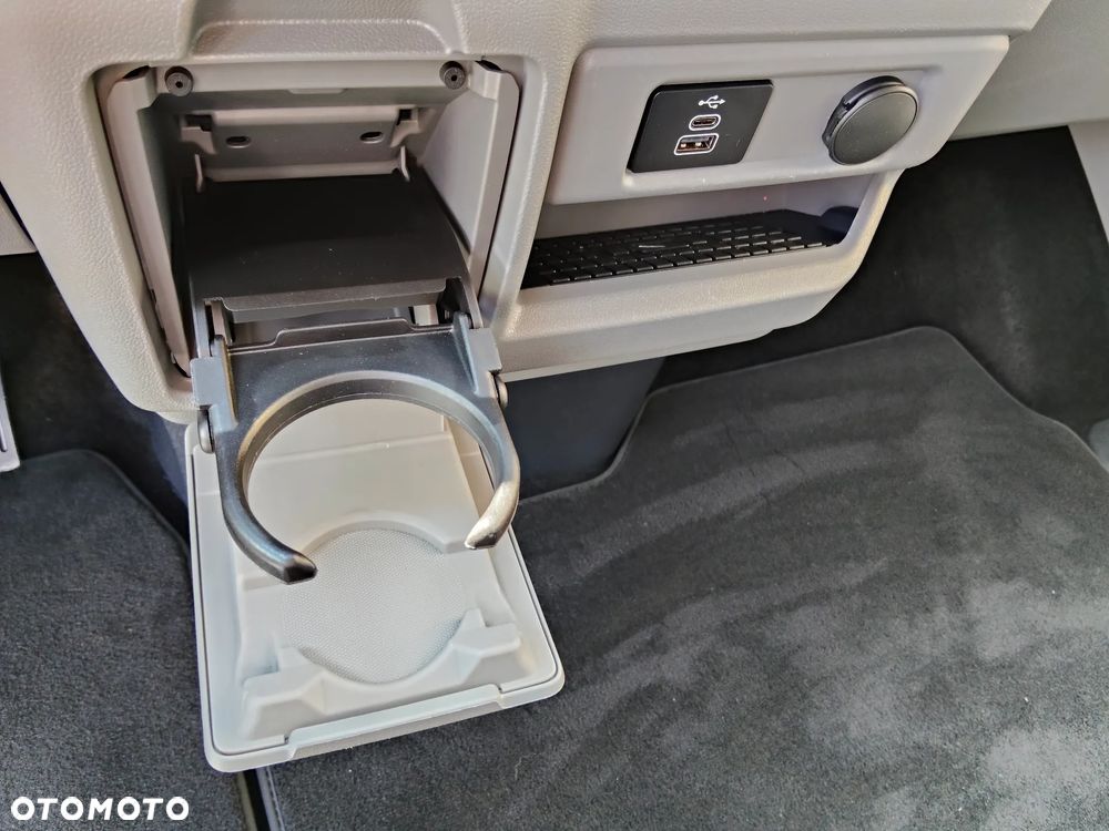 Ford Tourneo Custom 320 L1H1 VA Autm Titanium - 21