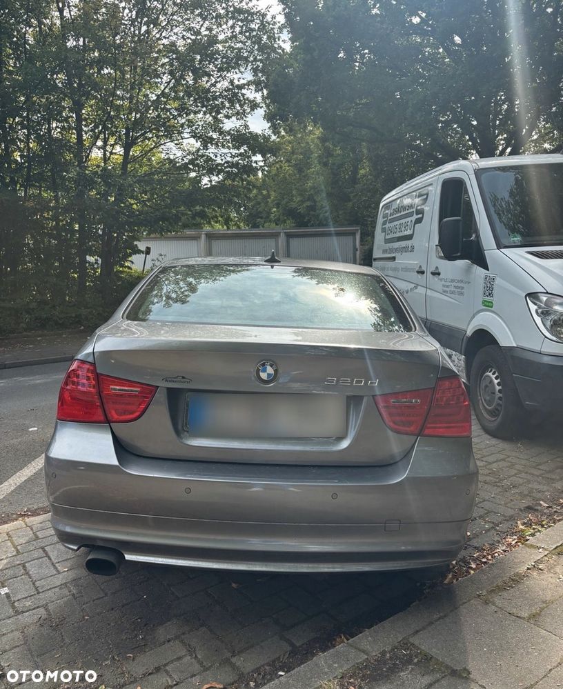 BMW Seria 3 320d DPF - 3