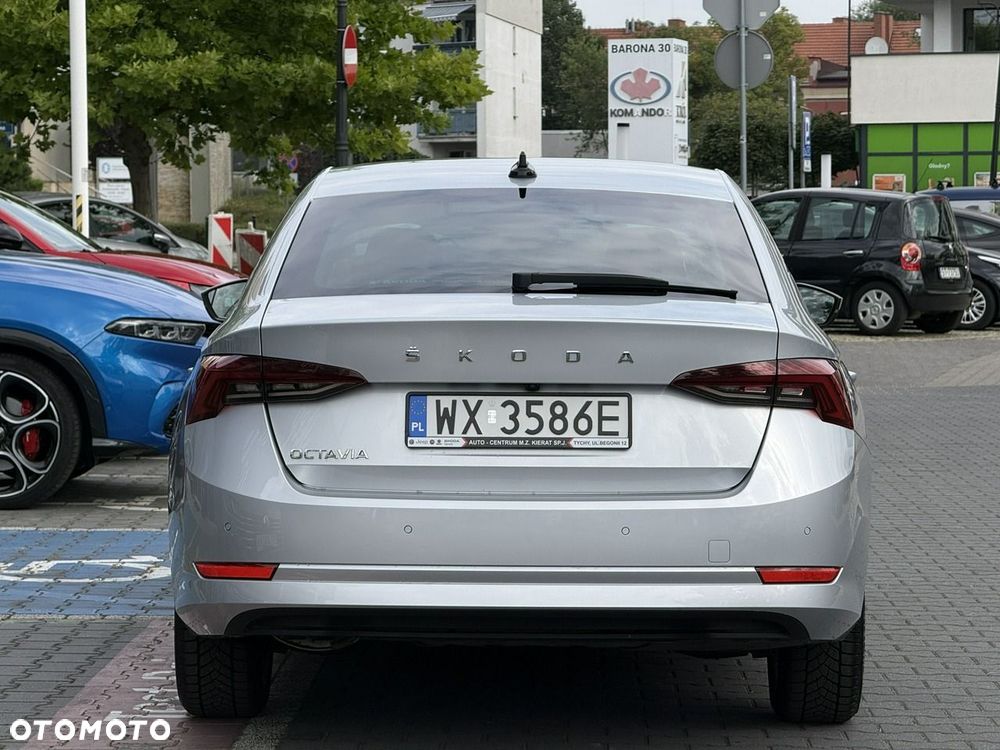 Skoda Octavia 2.0 TDI Ambition DSG - 7