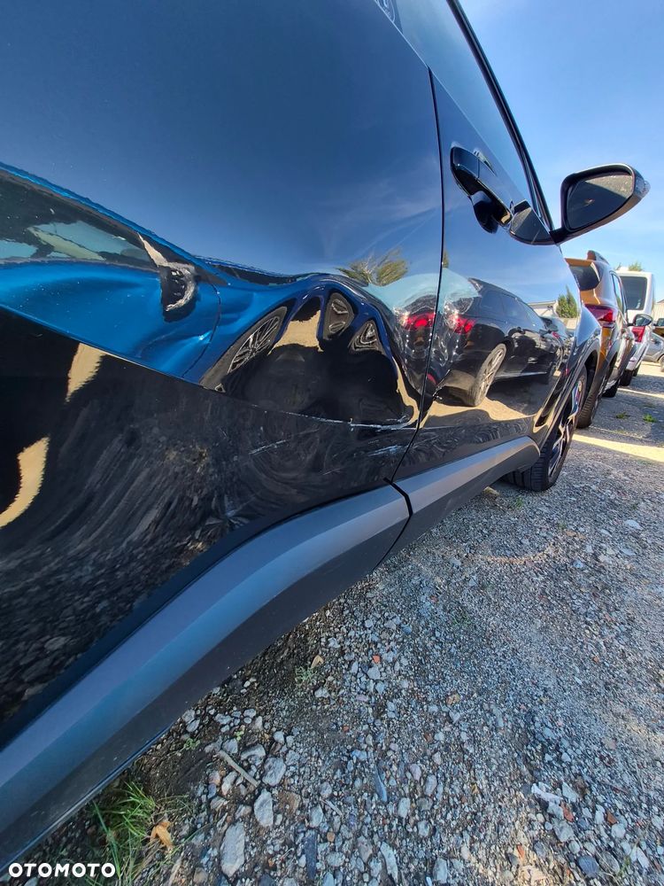 Toyota C-HR - 8