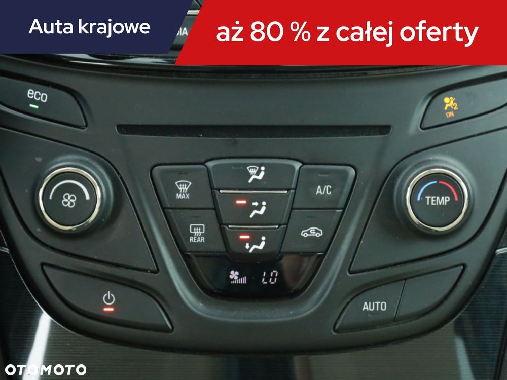 Opel Insignia - 12