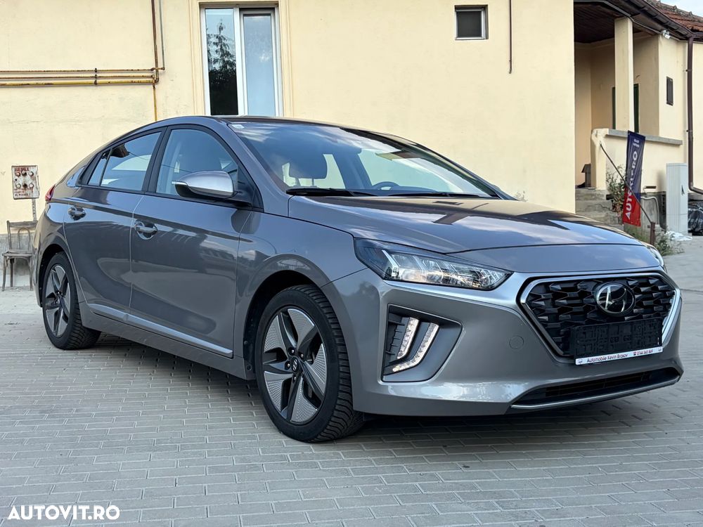 Hyundai IONIQ - 18