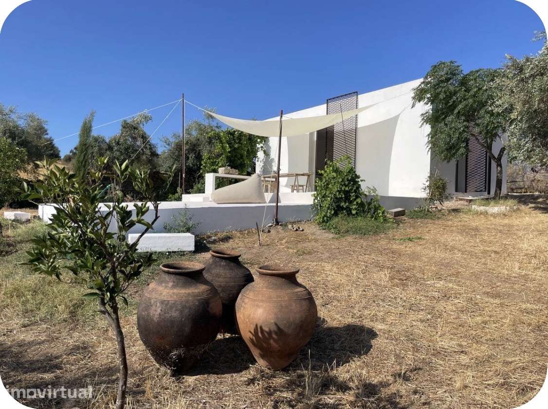 Villa mediterranea à beira do lago - Grande imagem: 3/50