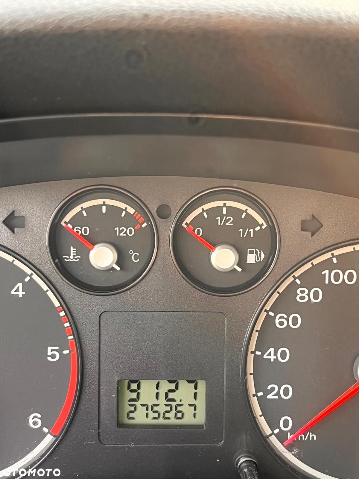 Ford Focus - 13