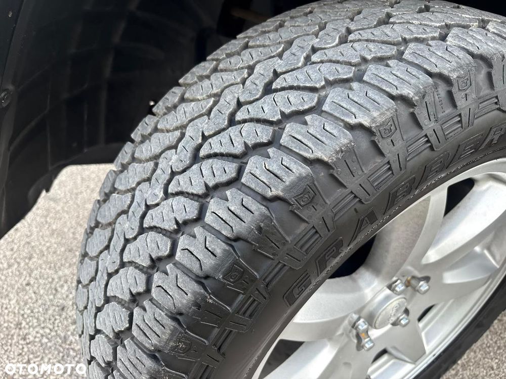 Jeep Cherokee - 17
