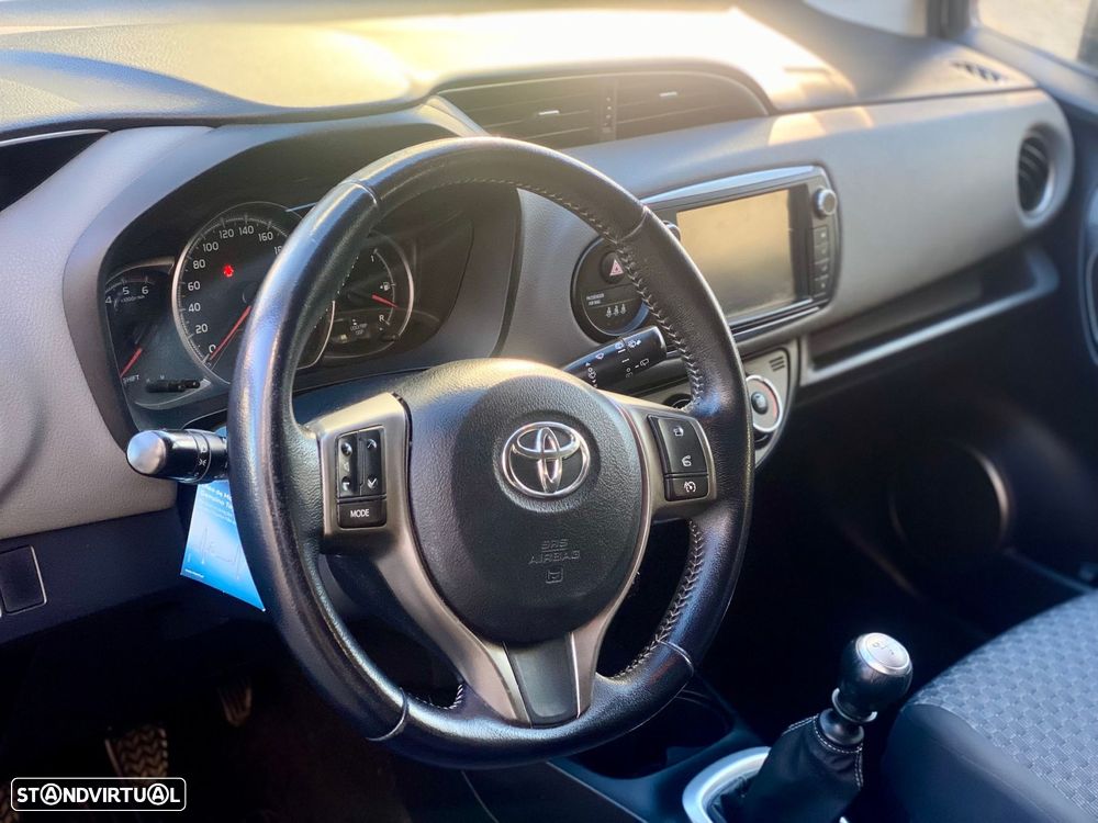Toyota Yaris 1.4 D-4D Comfort - 14