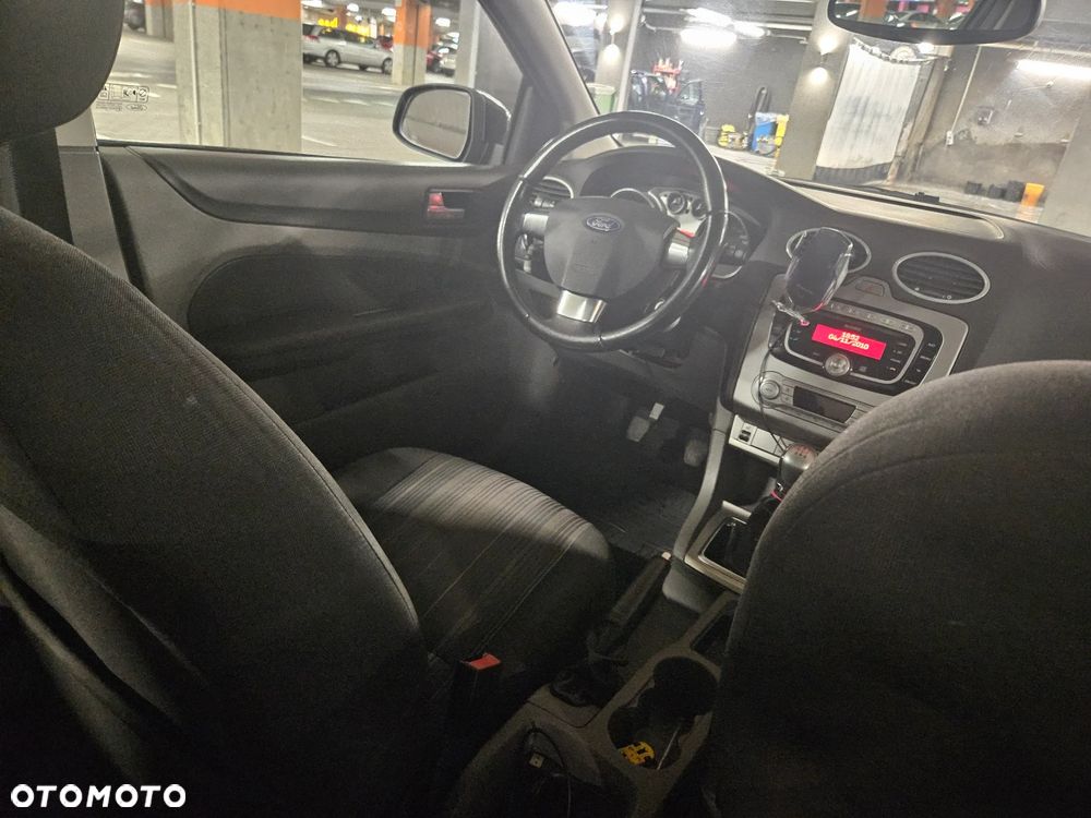 Ford Focus - 8