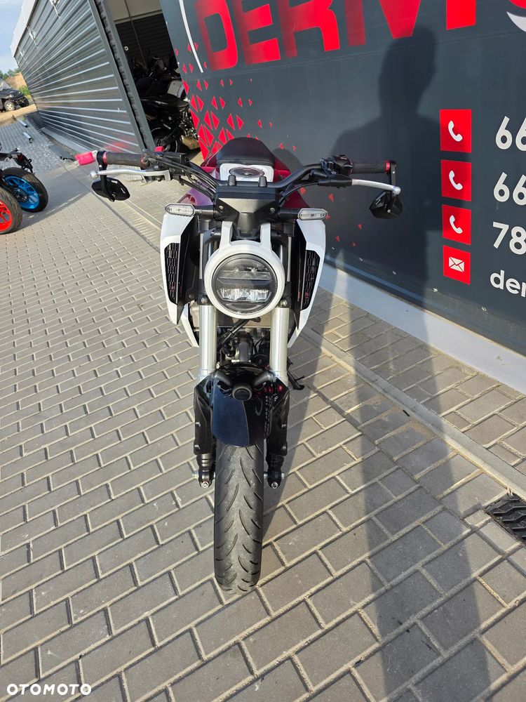 Honda CB - 25