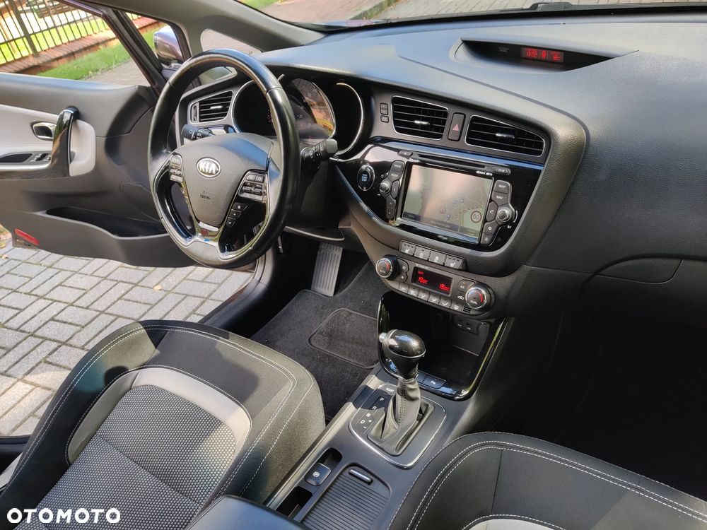 Kia Ceed 1.6 GDI DCT Platinum Edition - 26