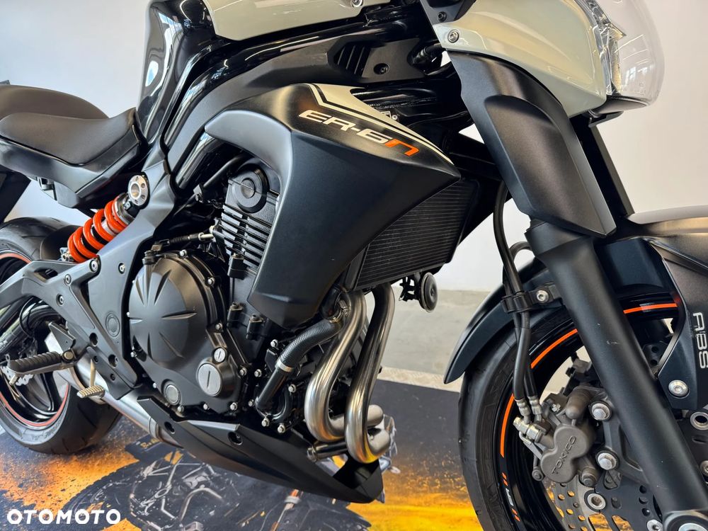 Kawasaki ER - 9