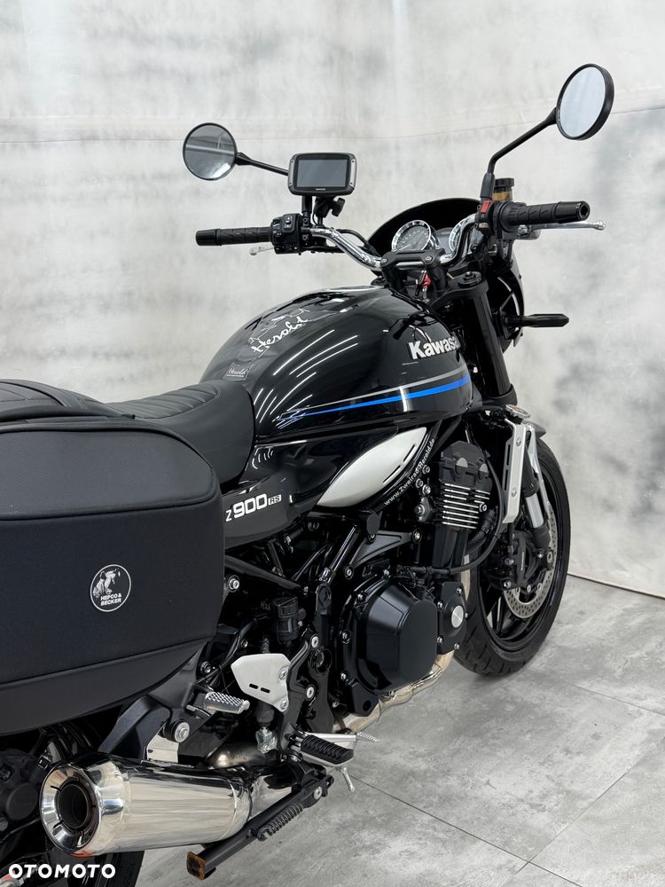 Kawasaki Z 900 RS - 13