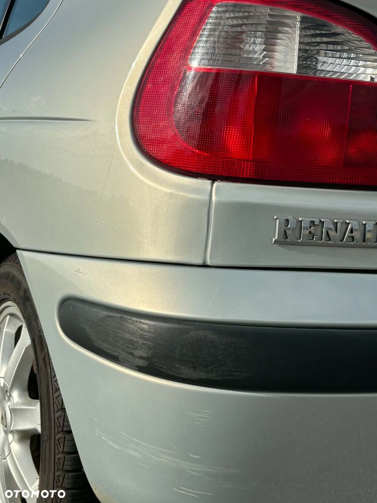 Renault Megane 1.6 - 5