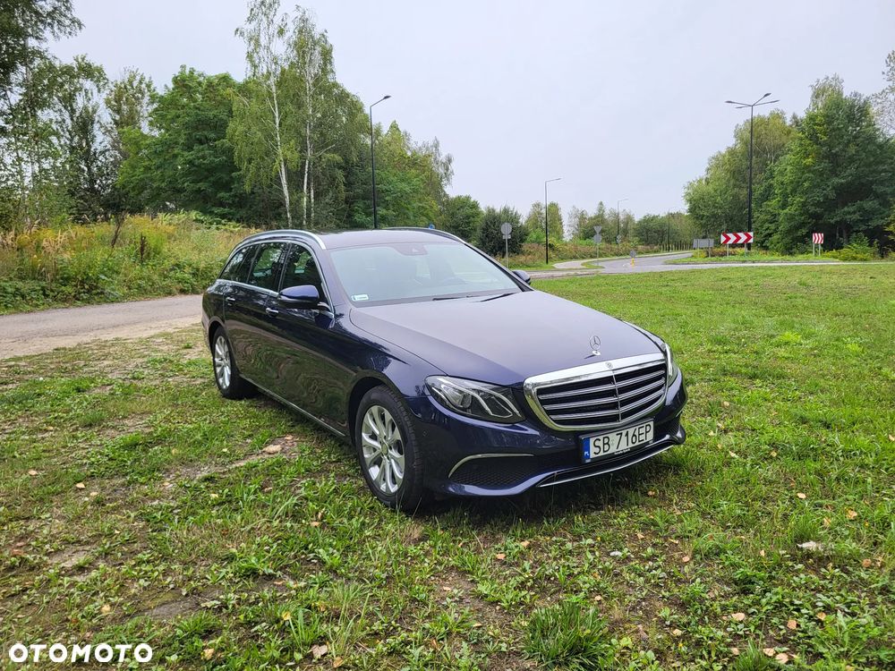 Mercedes-Benz Klasa E 220 d T 9G-TRONIC - 2
