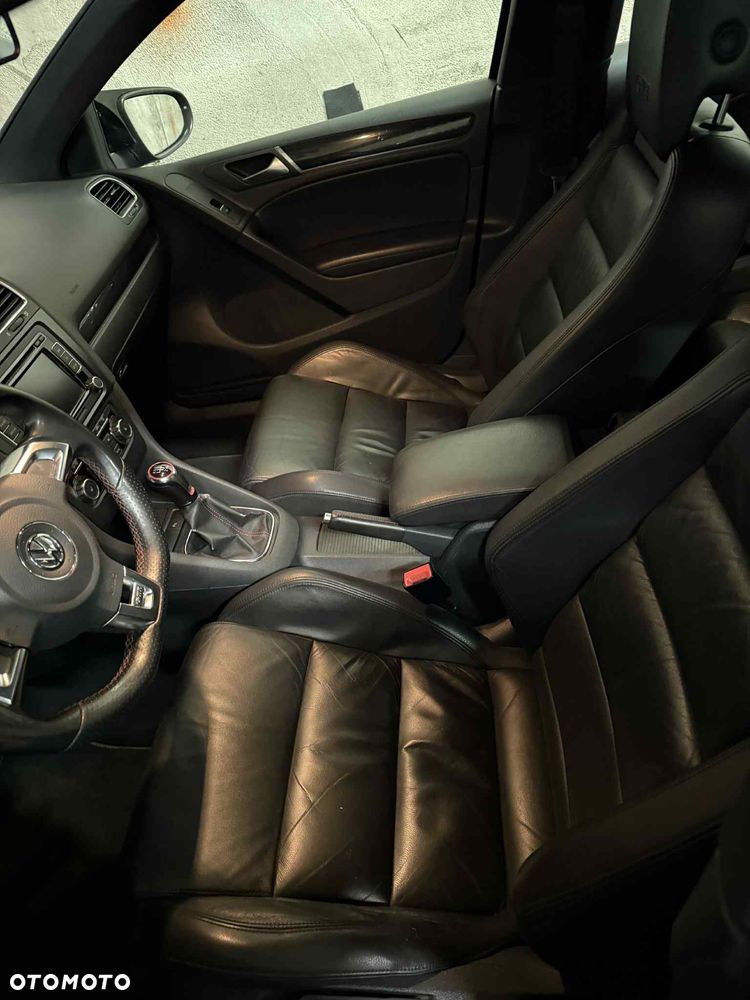 Volkswagen Golf 2.0 GTI - 23