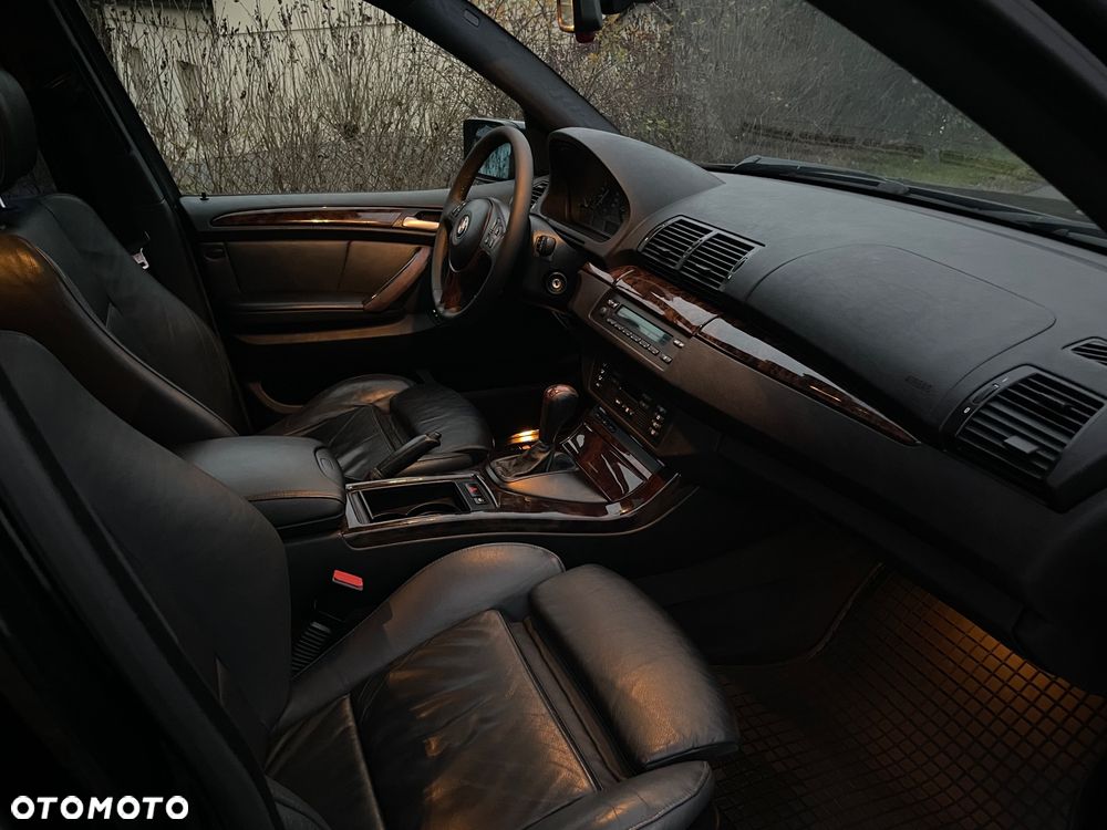 BMW X5 3.0 i Edition Exclusive Sport - 30