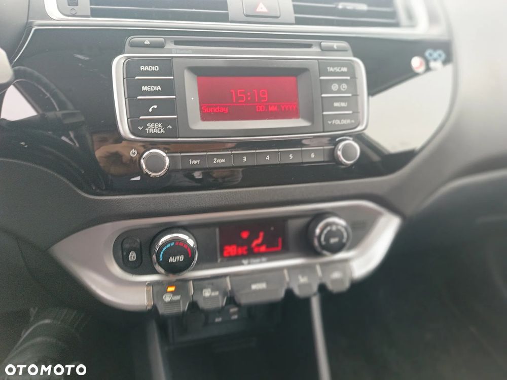 Kia Rio 1.2 Business Line - 10