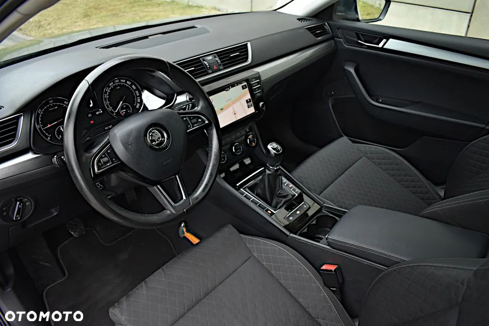 Skoda Superb 1.6 TDI Style - 37