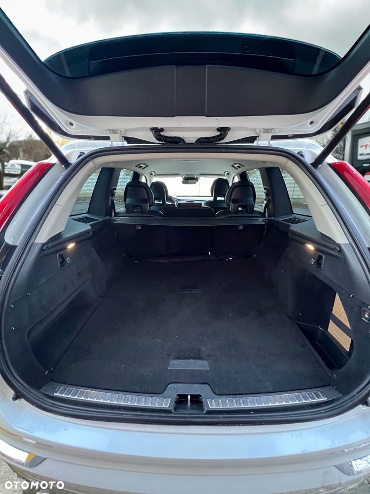 Volvo XC 90 D5 AWD Inscription - 7