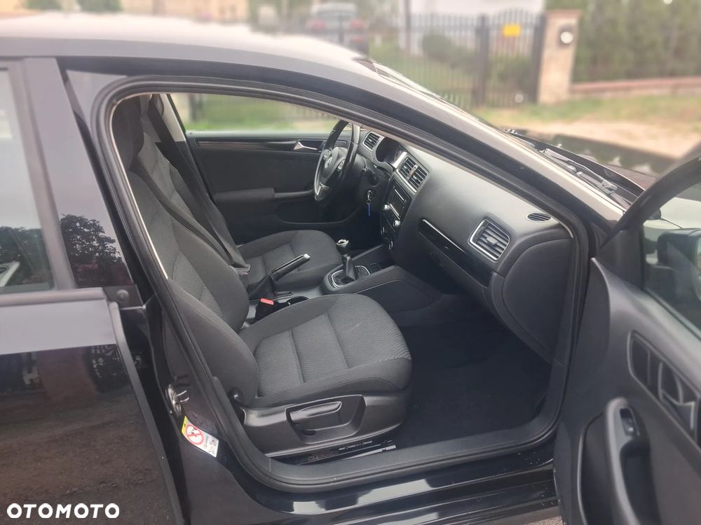 Volkswagen Jetta 1.2 TSI Life - 9