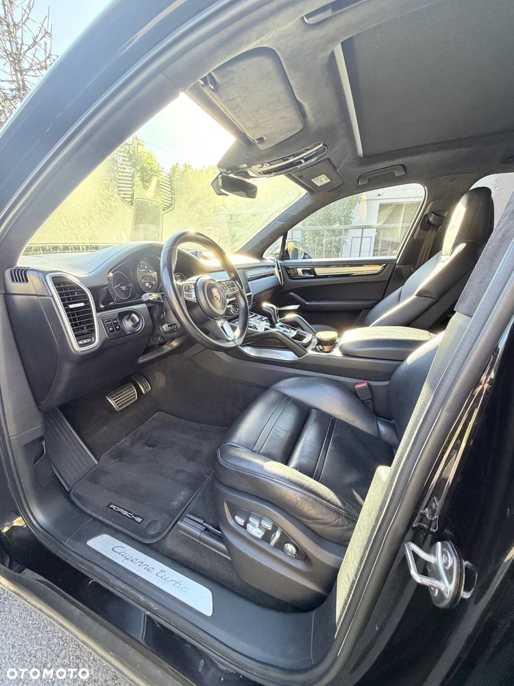Porsche Cayenne Turbo - 7