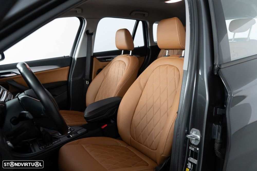 BMW X1 25 e xDrive Corporate Edition - 10