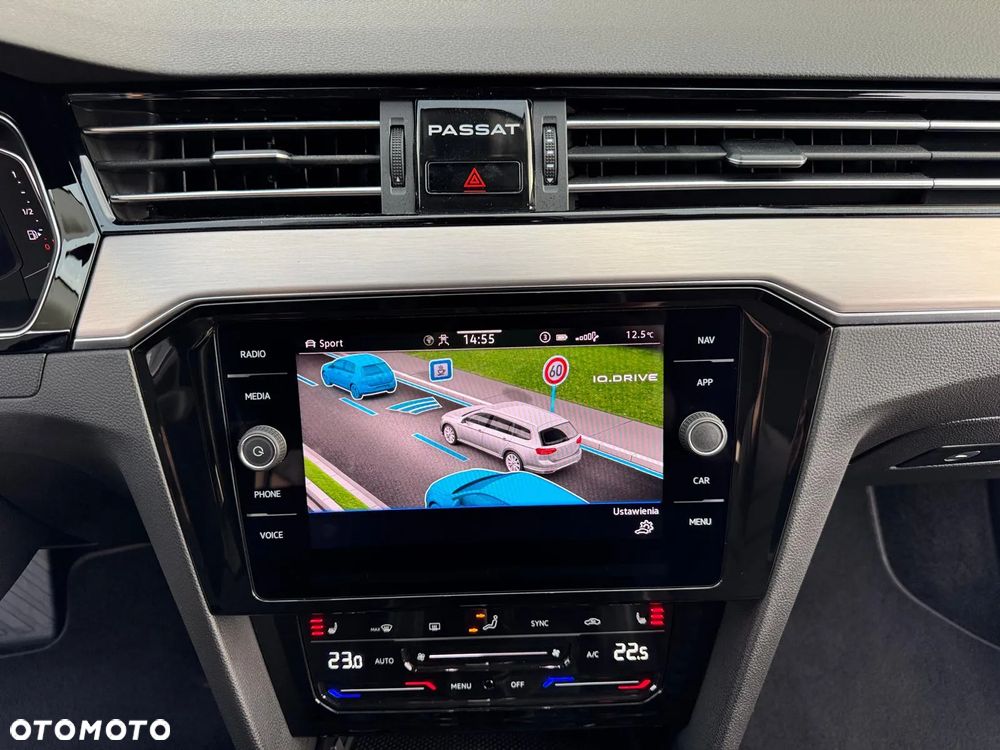 Volkswagen Passat Variant 2.0 TDI SCR Elegance DSG - 28