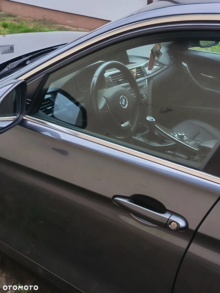 BMW Seria 3 318d Luxury Line - 6