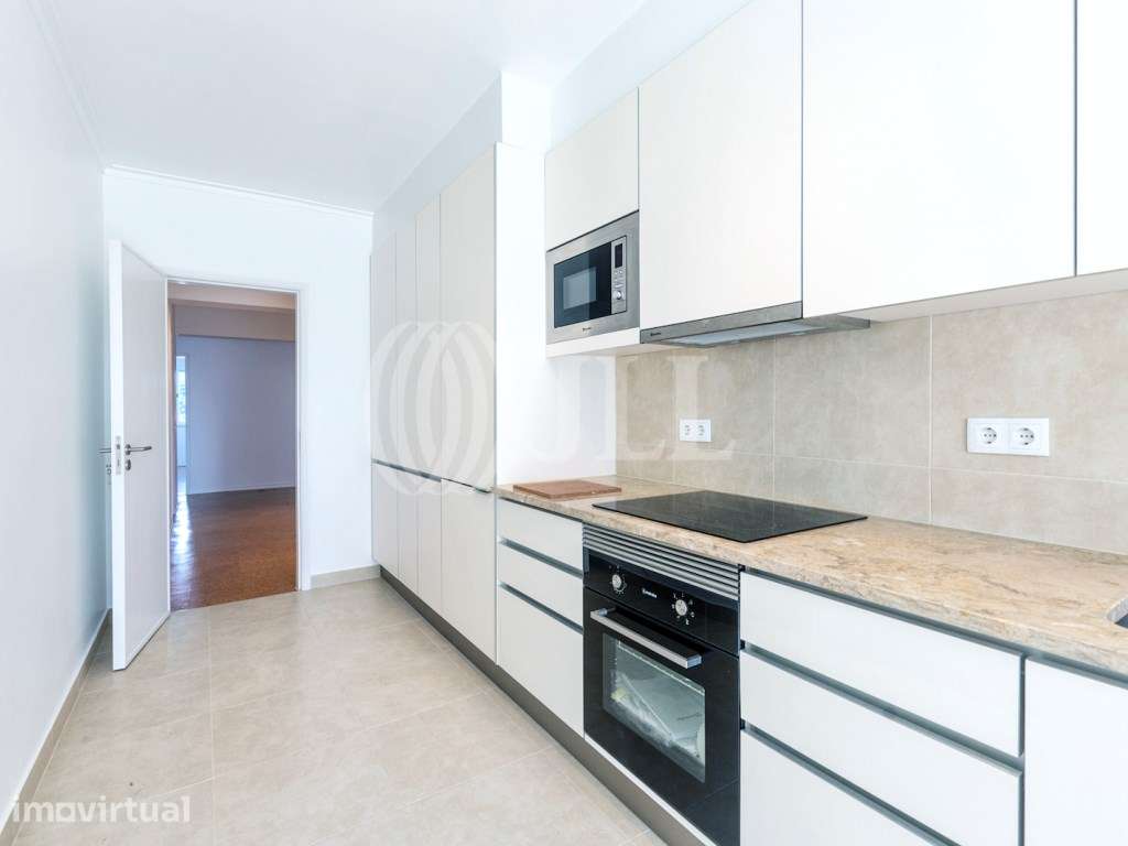 Apartamento T3 renovado centro de Carcavelos, Cascais - Grande imagem: 5/19