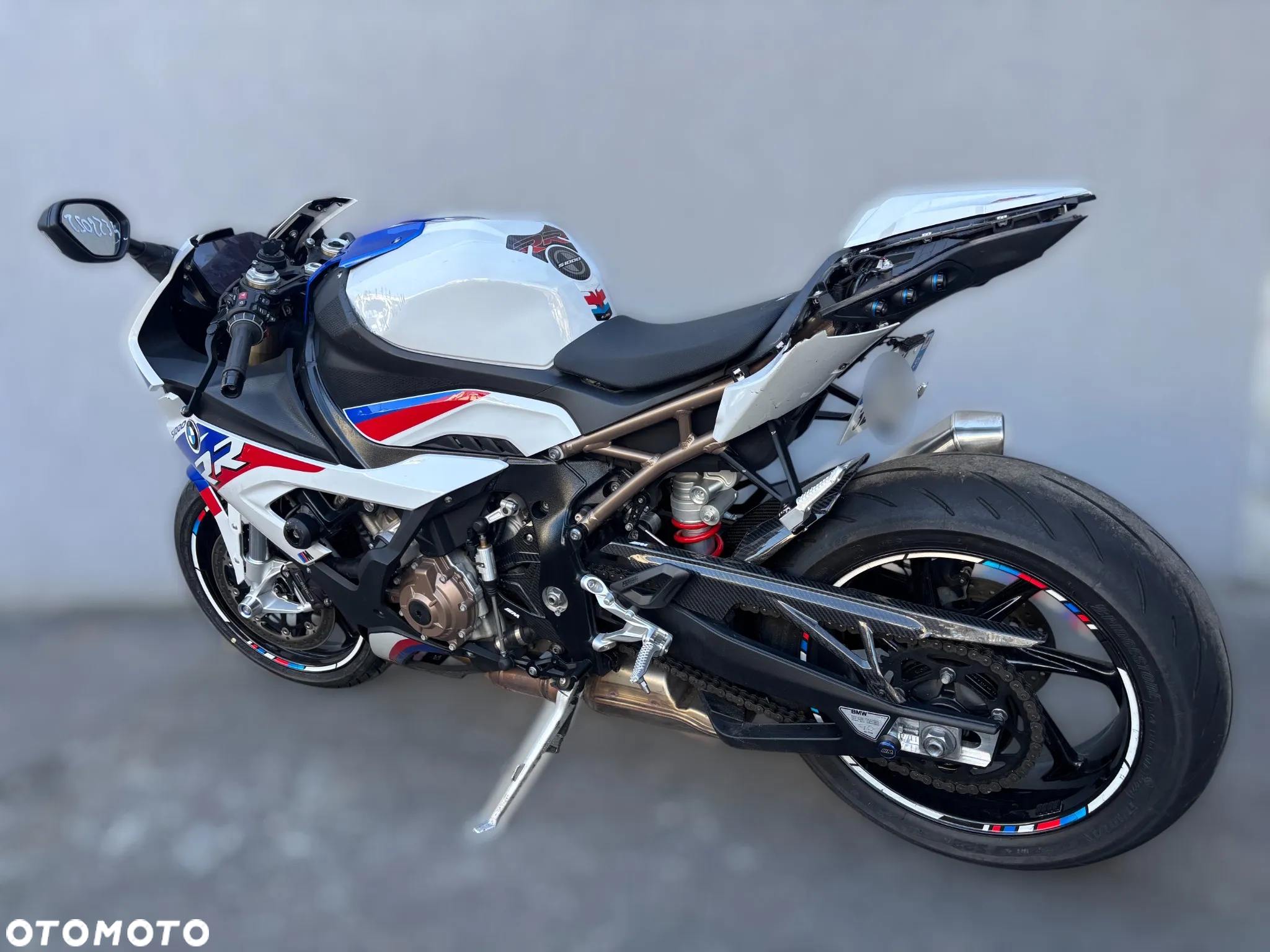 BMW S - 4