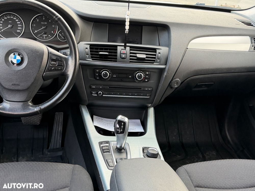 BMW X3 xDrive20d Aut. - 10