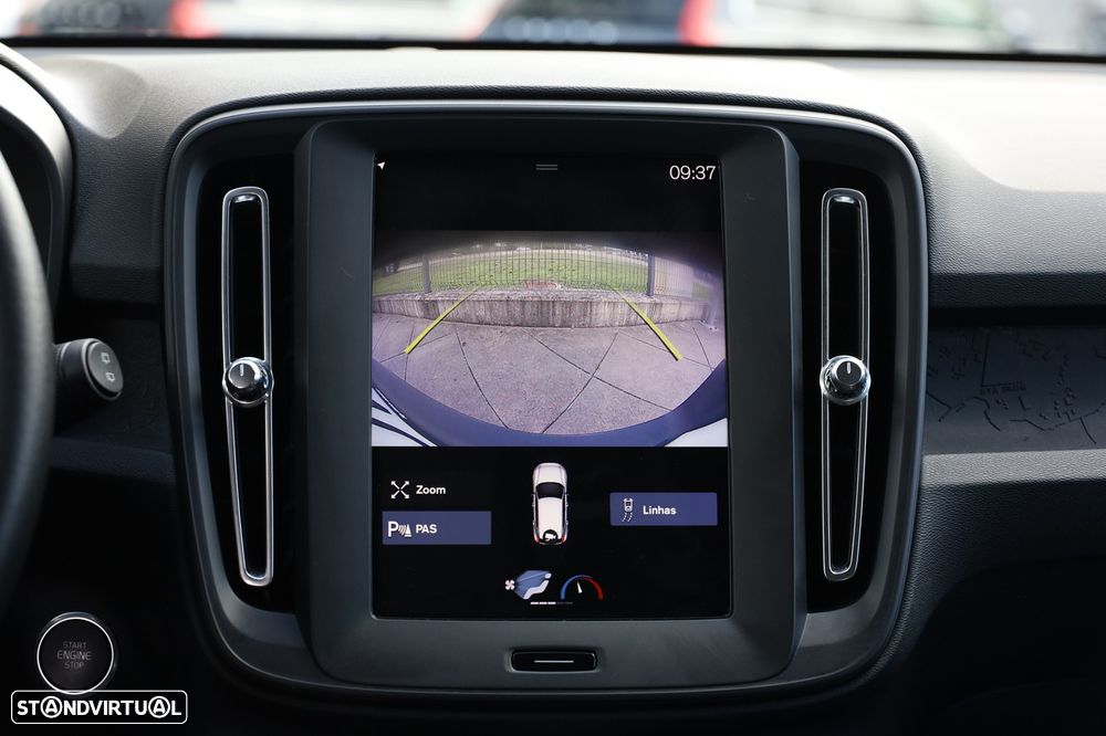 Volvo XC 40 2.0 D3 - 24