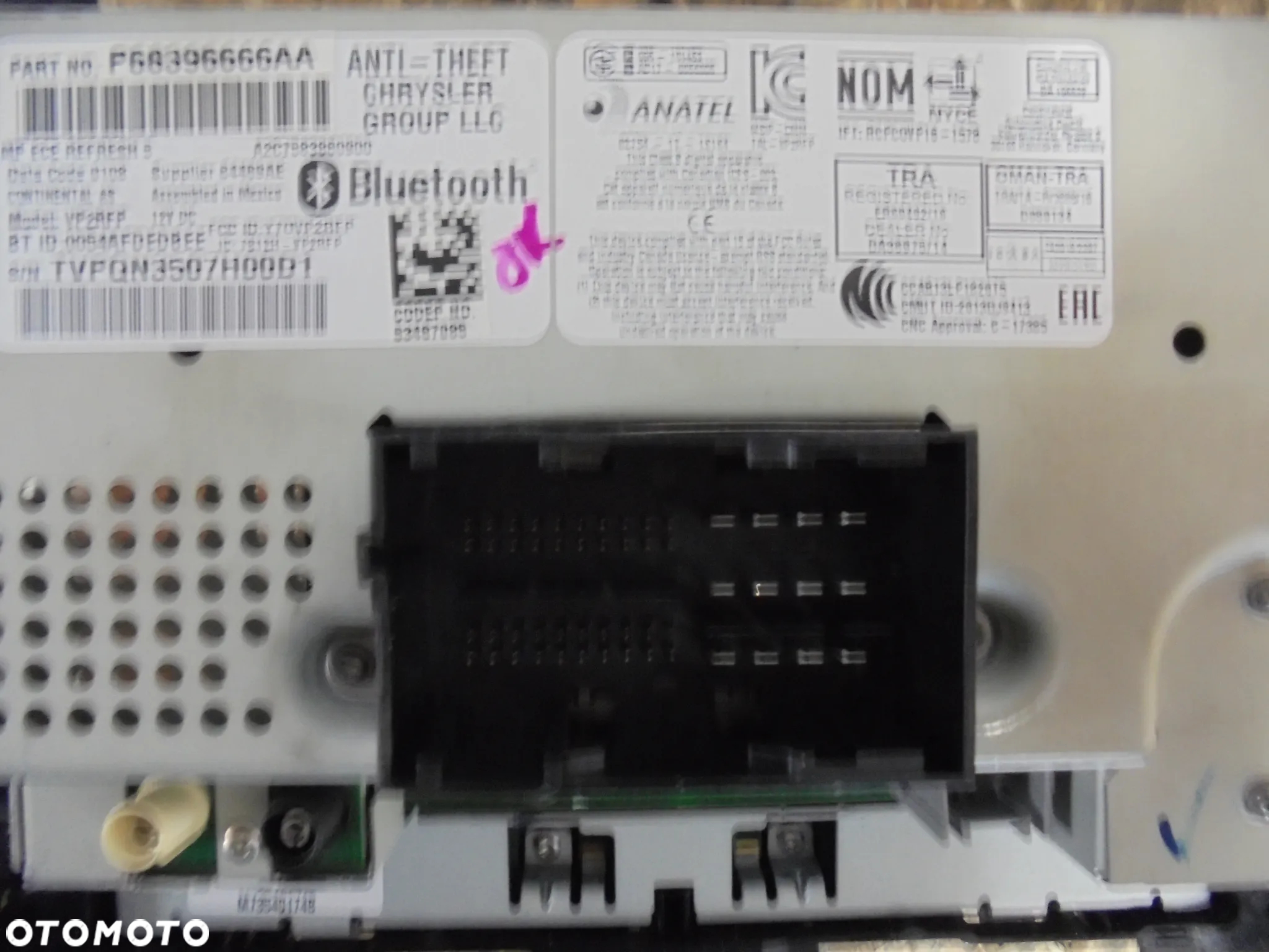 RADIO JEEP RENEGADE P68396666AA - 2