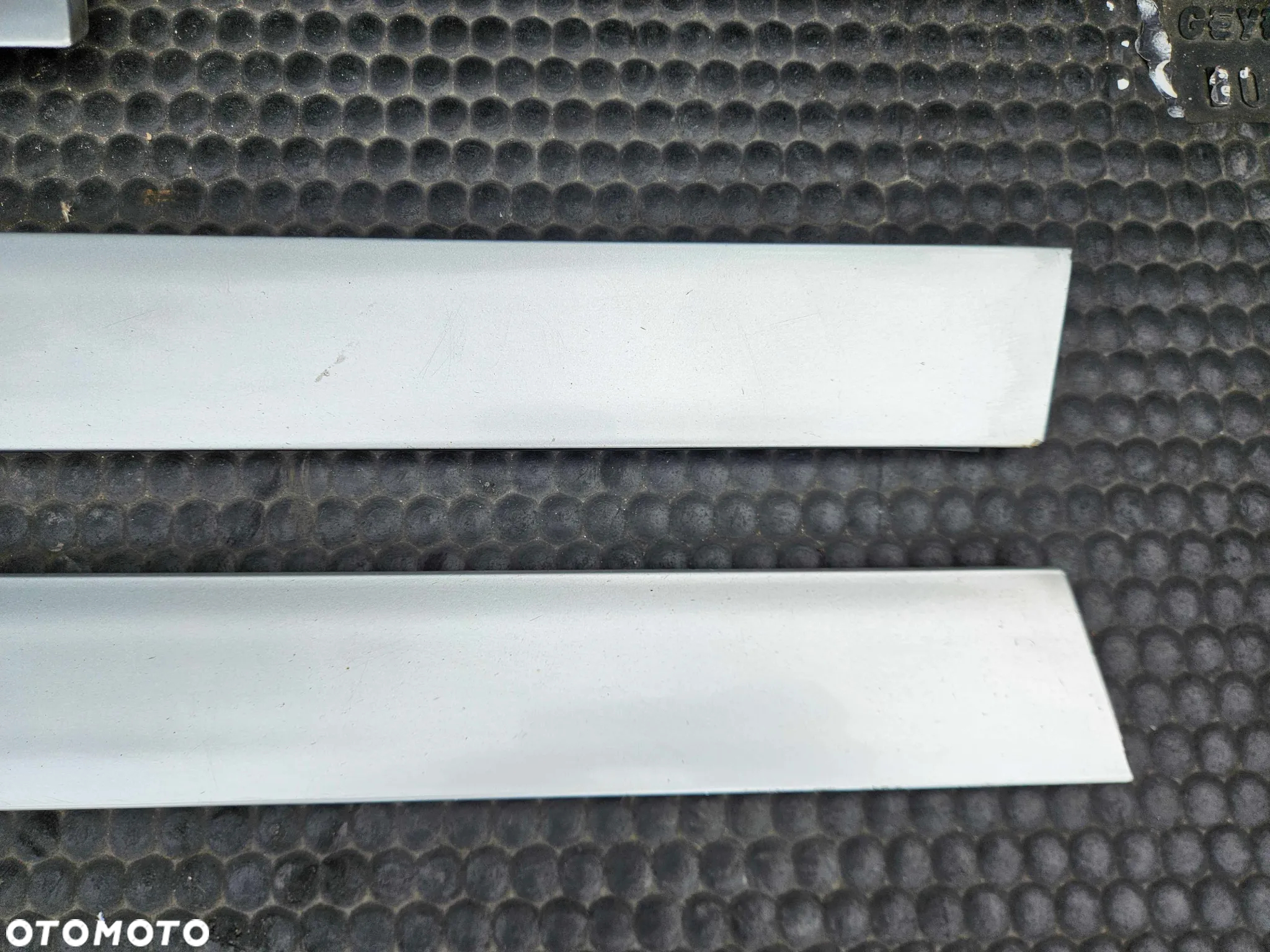 Listwa Listwy Drzwi Srebrne LY7W Dolne Komplet Audi A6 C6 Sedan Kombi Oryginalne - 18