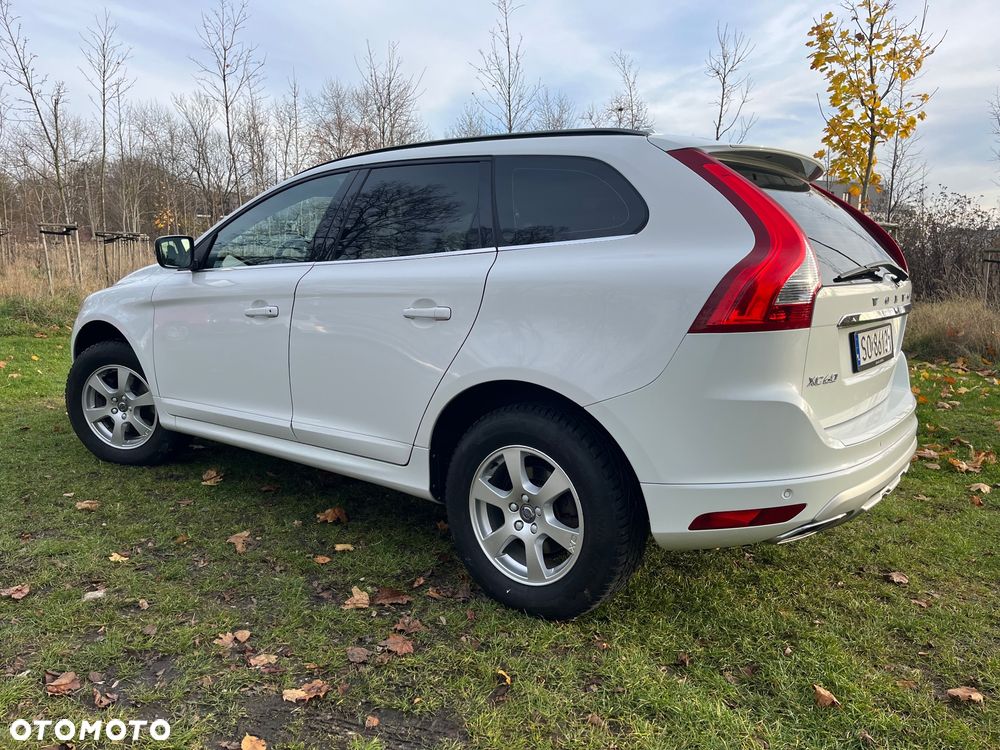 Volvo XC 60 D4 AWD Momentum - 7