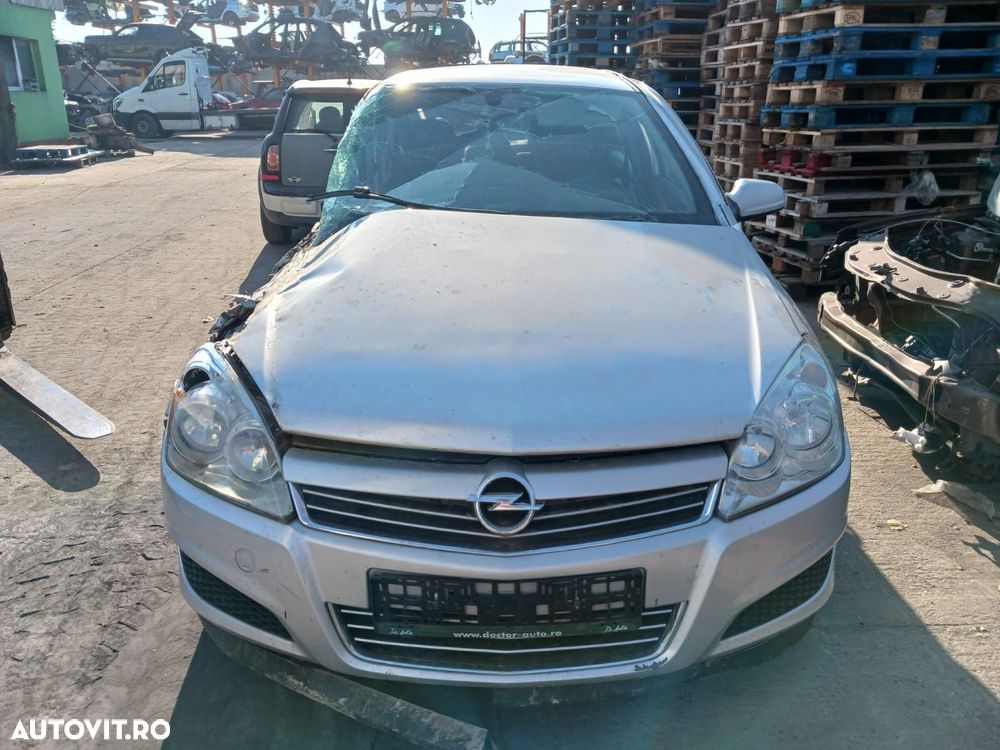 Releu trepte 52488536 Opel Astra H [2004 - 2007] 1.7 cdti Z17DTH - 5