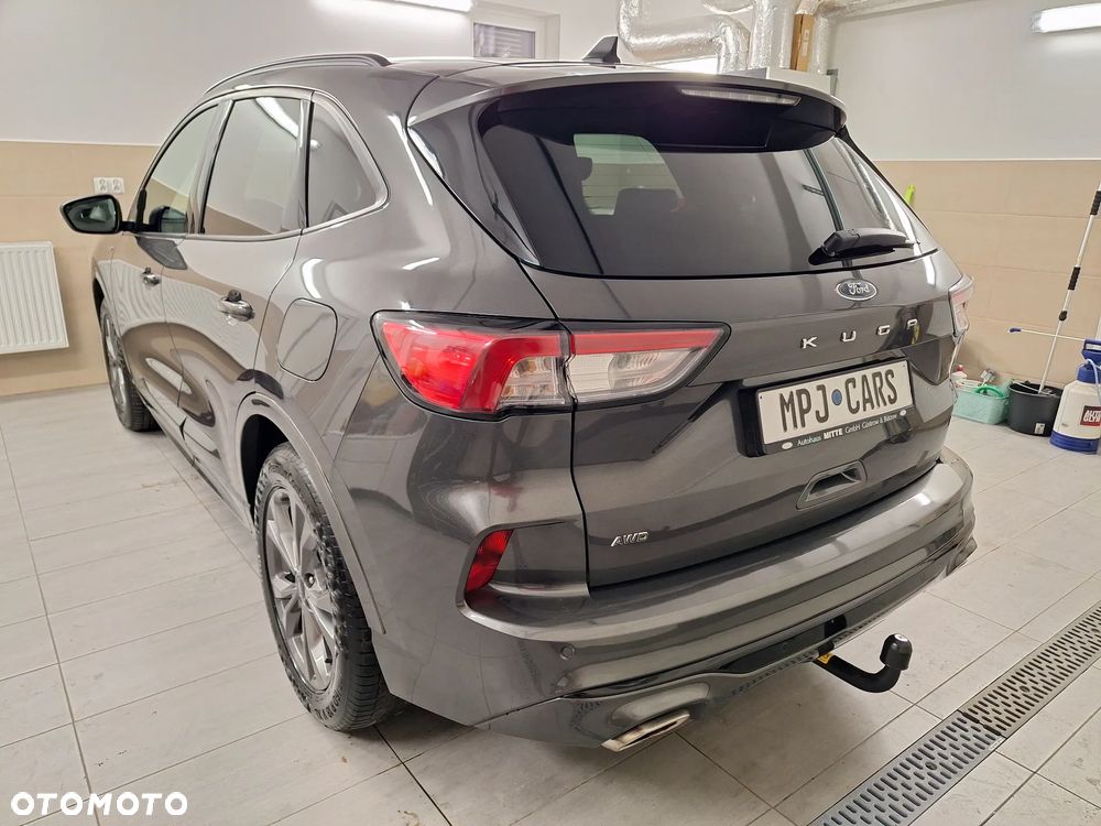 Ford Kuga - 10