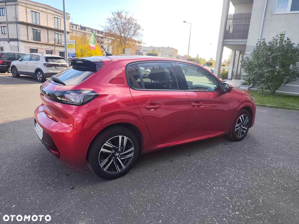 Peugeot 208 - 3