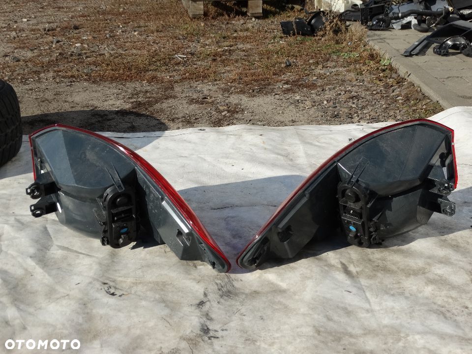 BMW F48 X1 Estoril Blue B45 Klapa Lampy Kamera Ideał USA - 4