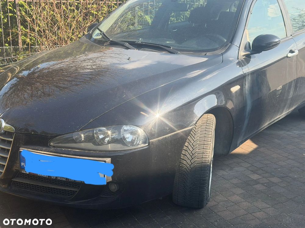 Alfa Romeo 147 1.6 Twin Spark 16V - 2