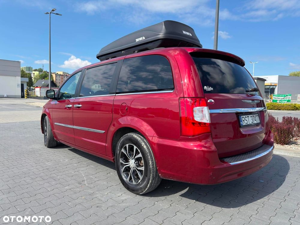 Chrysler Town & Country 3.6 Touring - 5