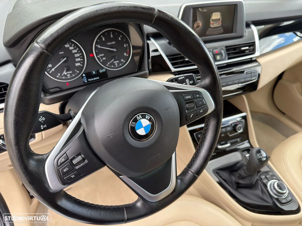 BMW 216 Active Tourer d Luxury Line - 10