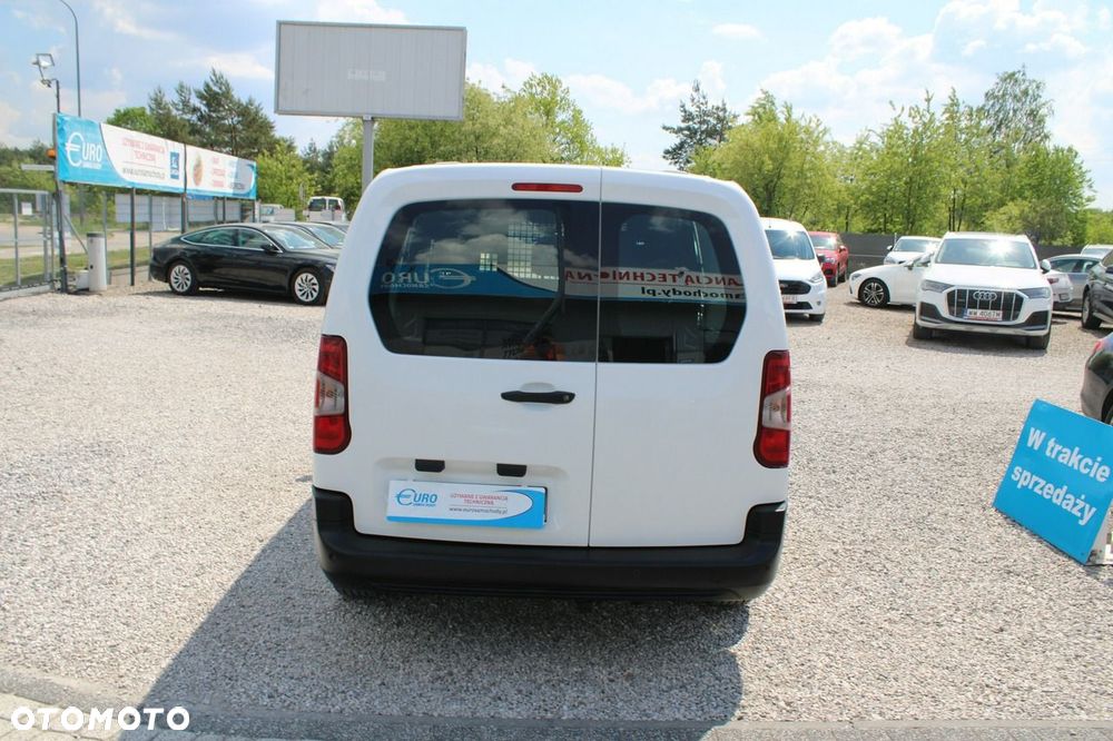 Toyota Proace City - 7