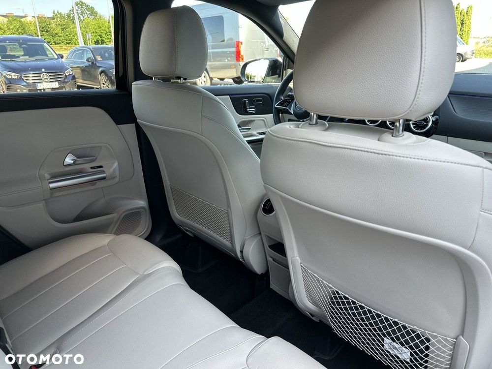 Mercedes-Benz GLA 200 mHEV Progressive 7G-DCT - 19