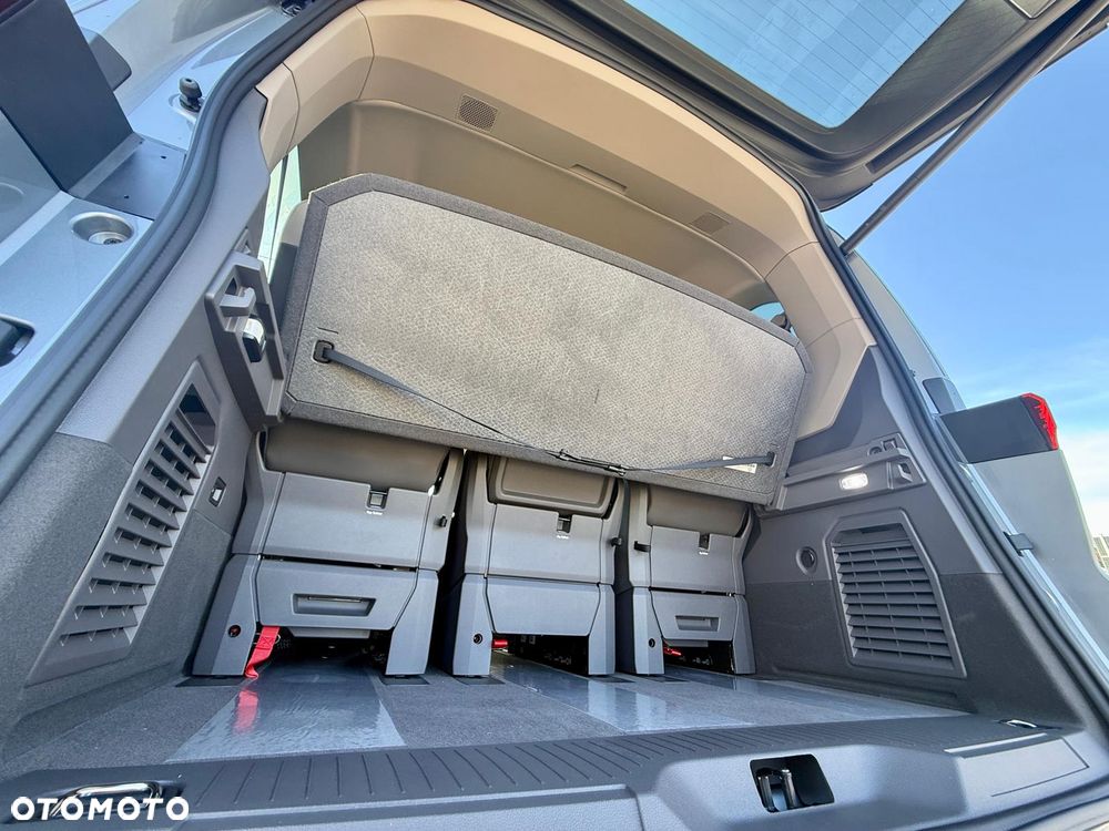 Volkswagen Multivan 1.5 eHybrid PHEV 180kW 4Motion L2 Edition DSG - 29