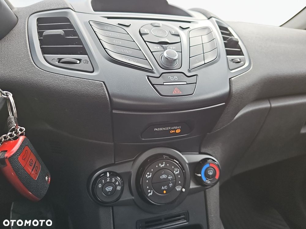 Ford Fiesta 1.0 EcoBoost Gold X - 13