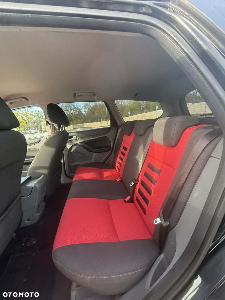 Ford Focus - 18
