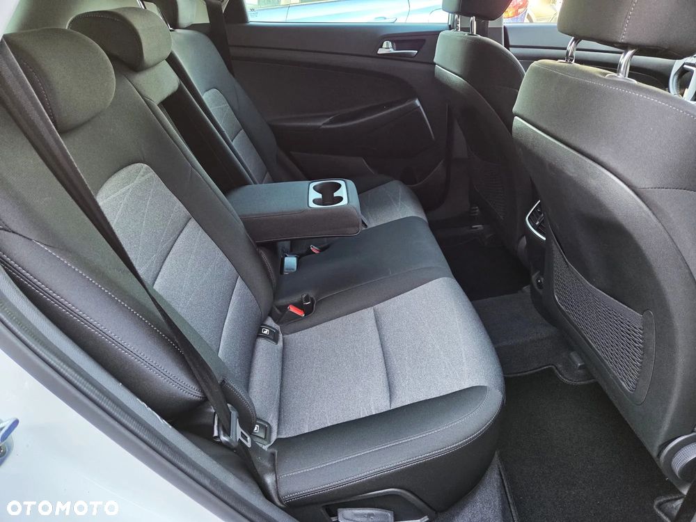 Hyundai Tucson blue 1.6 GDi 2WD Passion - 31