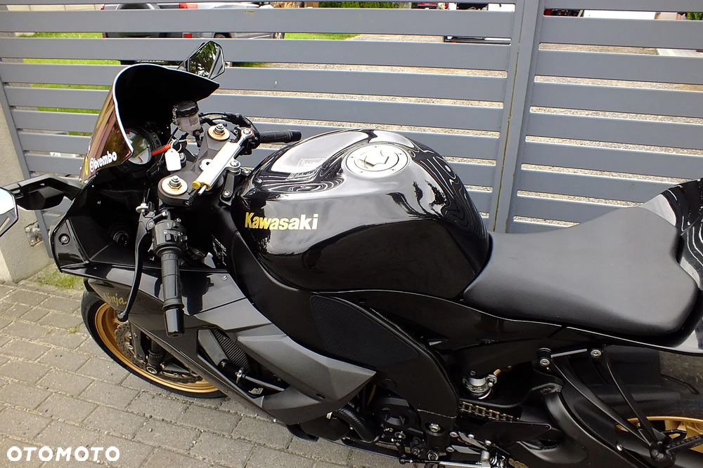 Kawasaki Ninja - 11