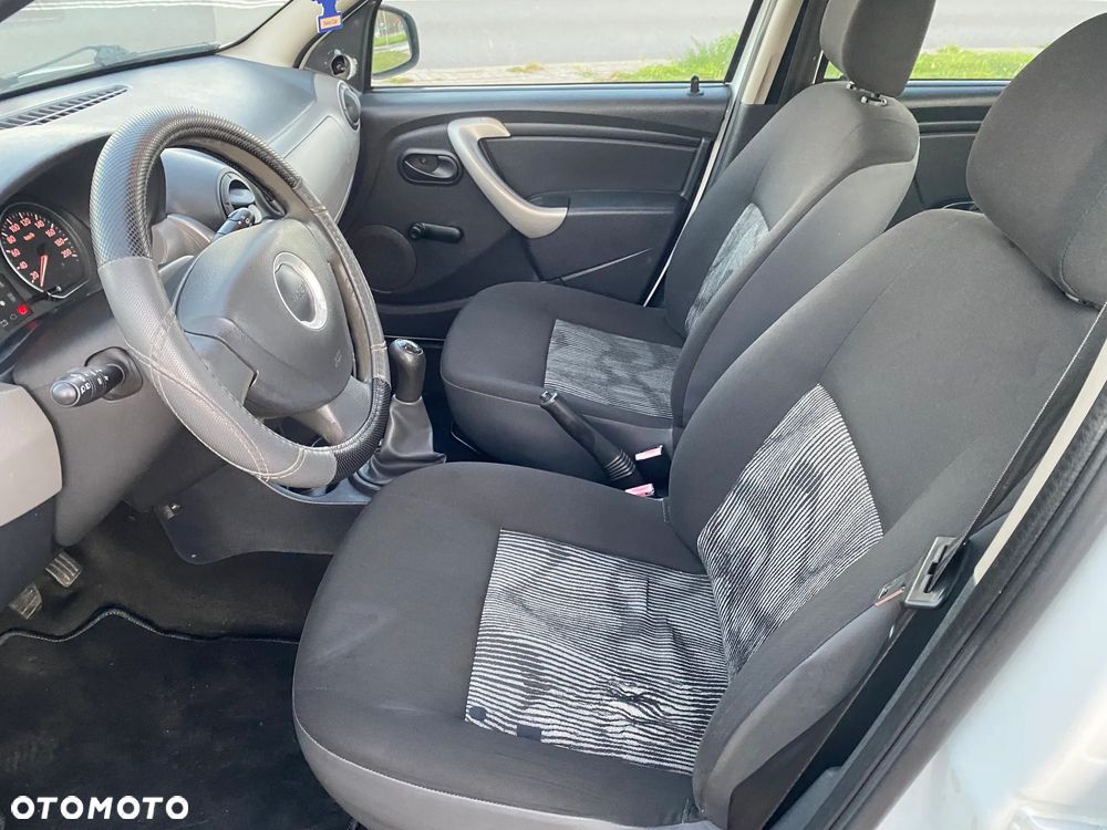 Dacia Sandero 1.2 16V Ambiance - 4