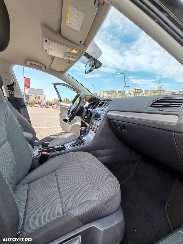 Volkswagen Golf 1.6 TDI DSG BMT Comfortline - 12